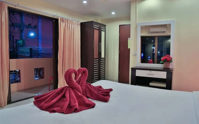 Harrys Hotel, Bar & Restaurant - photo 2