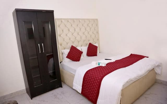 Hotel A10 International - photo 3