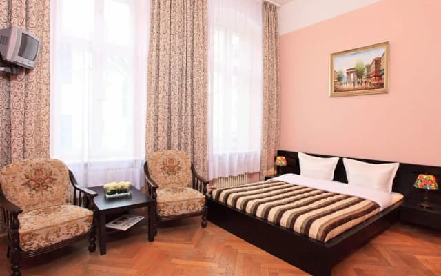 Hotel - Pension Cortina - photo 2