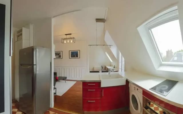 A Cozy Refuge - 18th - Mobility Lease - photo 3