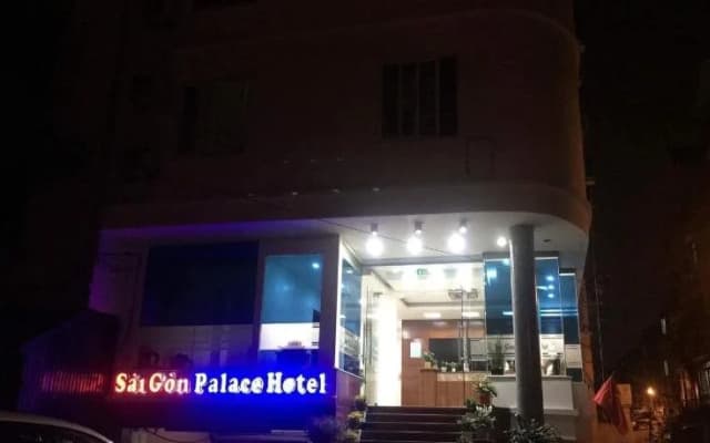 Saigon Palace by OYO Rooms - photo 2