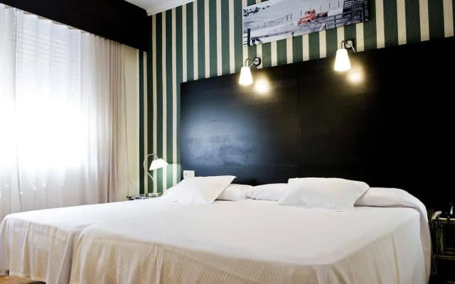 HRC Hotel - photo 5