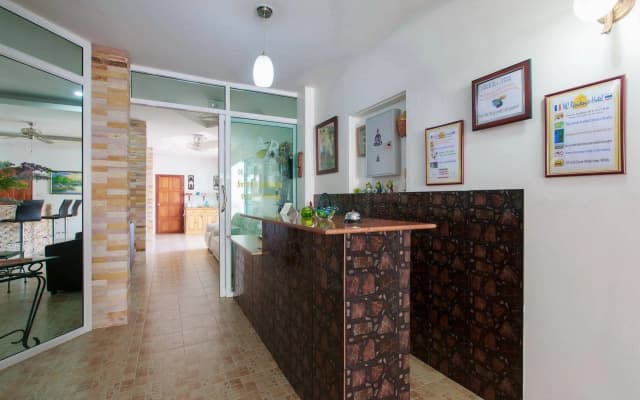 SR Sea View Apartments - photo 2
