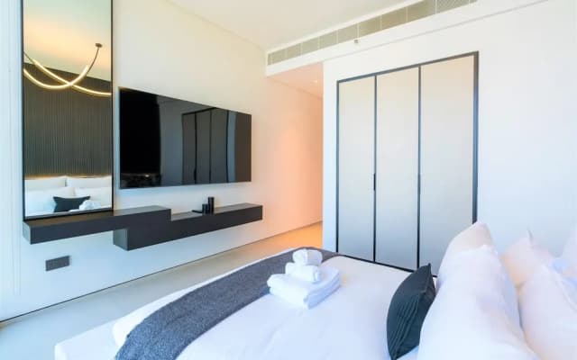 Luxury 3B With Sea View at the Address JBR - photo 3