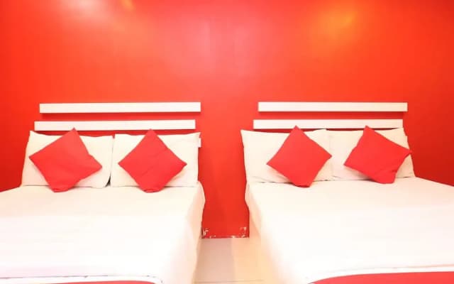 My New Home Hotel by OYO Rooms - photo 4