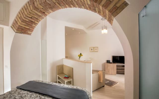 Vatican Suites Apartments - photo 3
