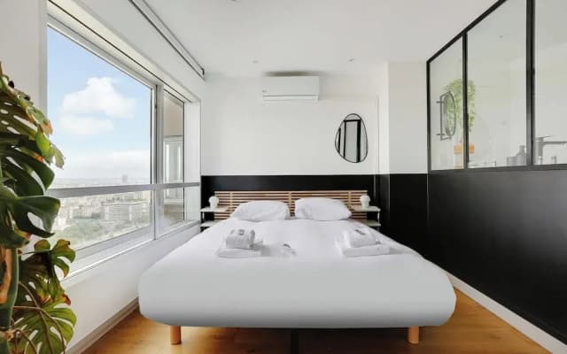 Exceptional View of Paris With A/C - 2bd/4p - photo 5