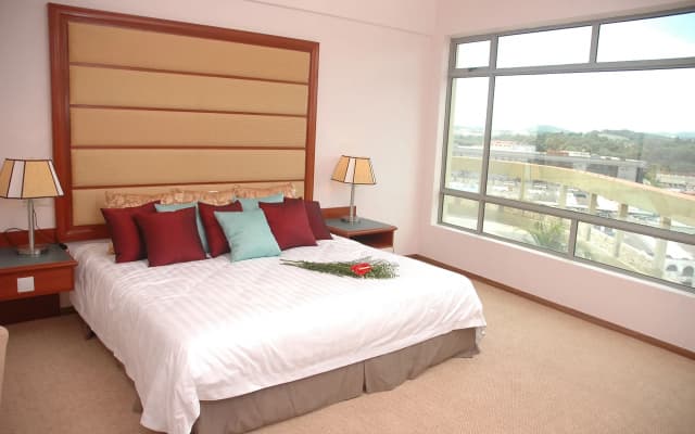 Oriental Crystal Hotel Kajang - photo 4