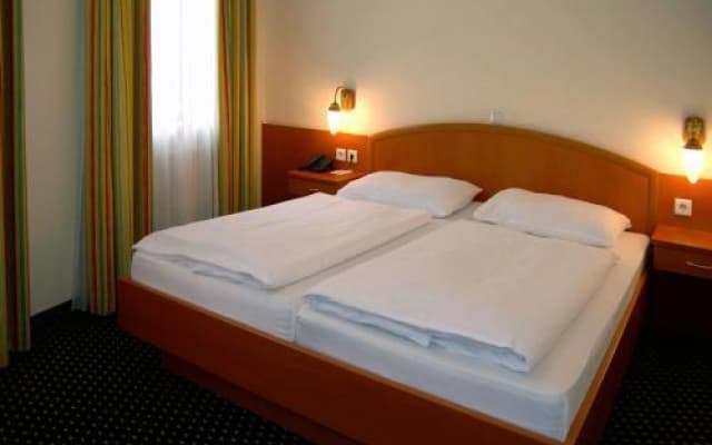 Suite Hotel 900 m zur Oper - photo 3