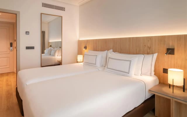 Melia Madrid Barajas - photo 4