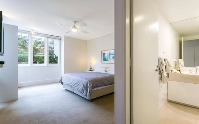 Portsea Village Resort - photo 3