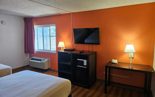 Cathedral Hill Hotel - photo 3