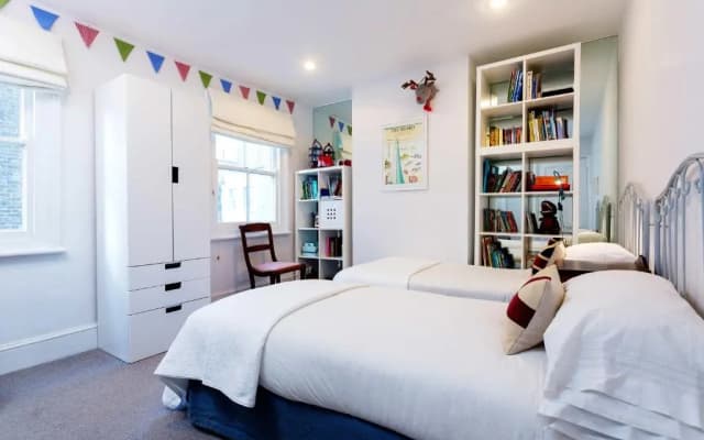 Veeve - A Kensington Mews - photo 2
