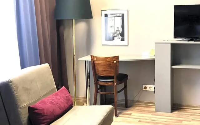 Arena Inn - photo 4
