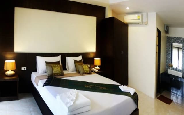 Thai Classic Hotel - photo 4