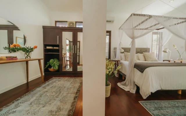Villa Eight - photo 3