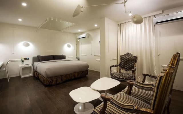 Nineth Hotel - photo 4