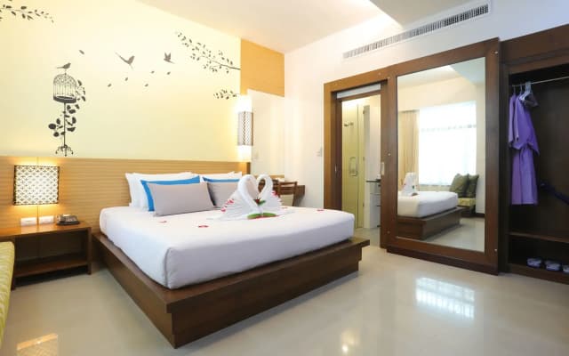 A2 Pool Resort - photo 4