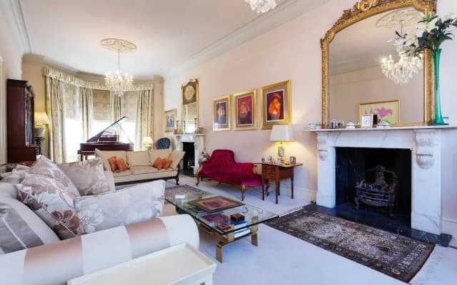 Veeve - Elgin Crescent - photo 3