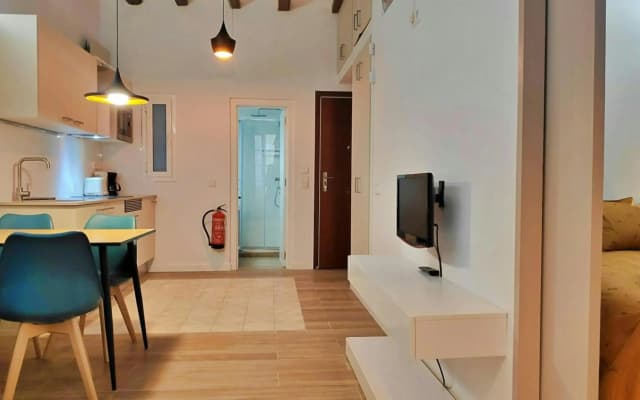 Sant Antoni 2 - Downtown Barcelona & Modern - photo 3