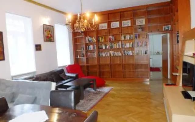Royal Palace Home - photo 4
