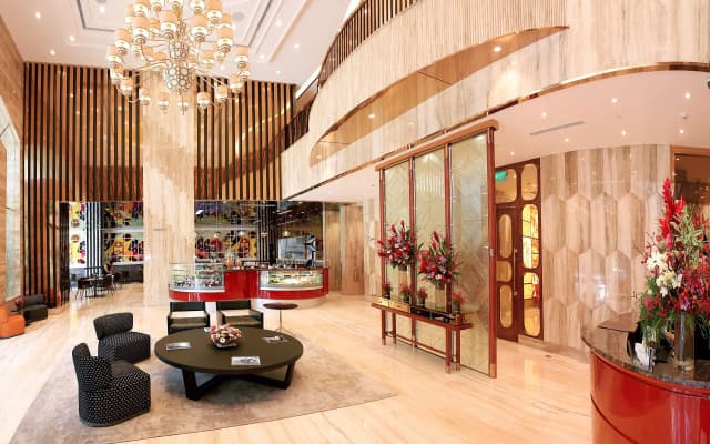 Sherwood Suites - photo 2