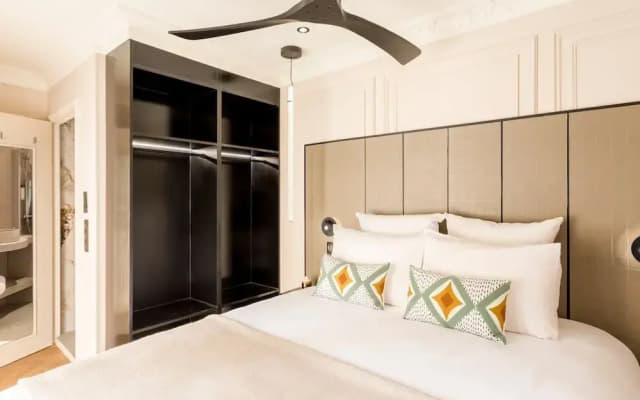 Merveil Luxury Suite - Bvd Saint Denis - photo 4