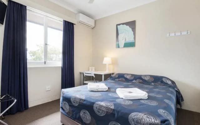 The Blue Gum Hotel - photo 5