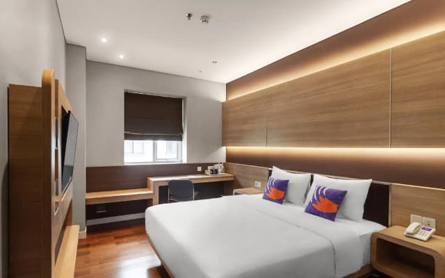 FOX Lite Hotel Grogol Jakarta - photo 3