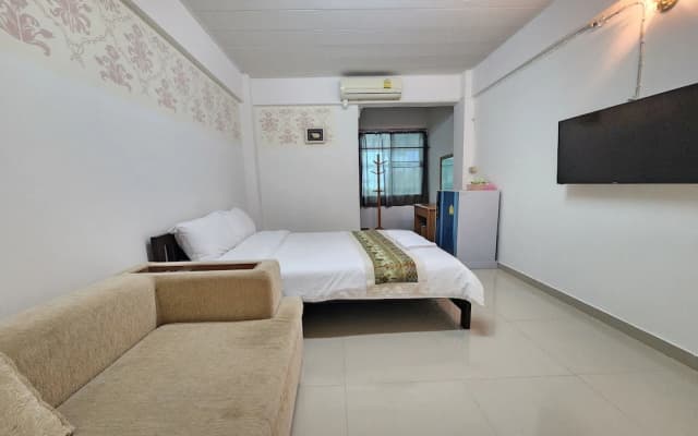 Green Apartment Kaset - photo 3