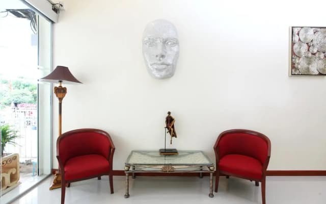 Sukhumvit Soi 22 - photo 2