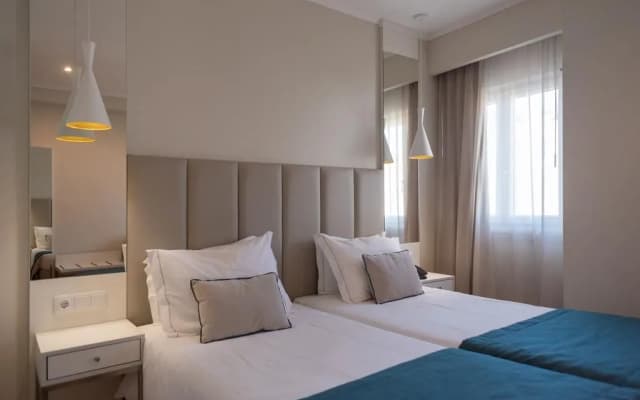 Hotel Canada - photo 4