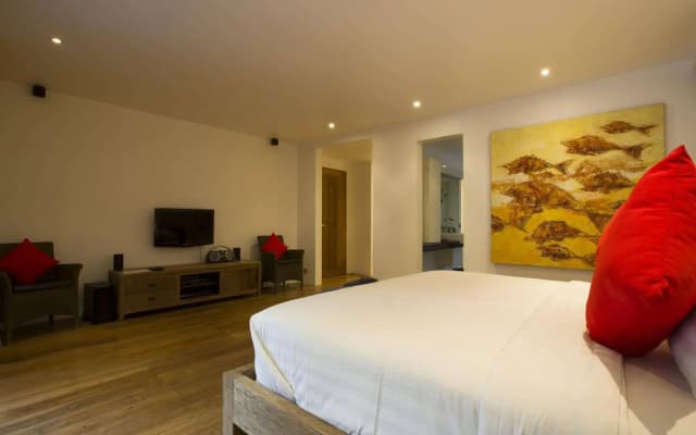 N Villa - photo 2