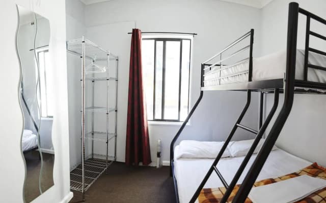 Home Backpackers - photo 3