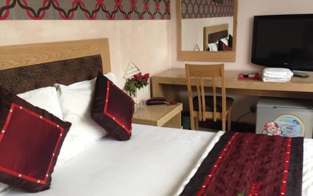 Red Sunset Hotel - photo 2