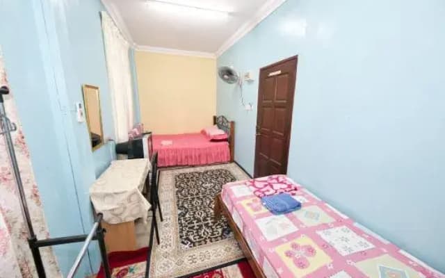 OYO 90915 Ilham Villa - photo 2