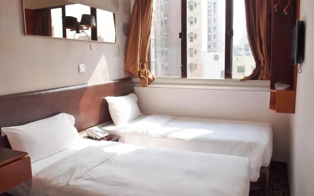 Lander Hotel Prince Edward - photo 4