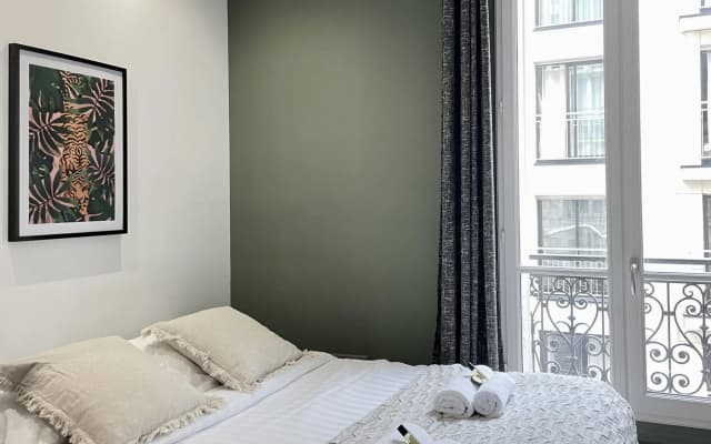 1594B - Eiffel Tower - Superb apartment - photo 2
