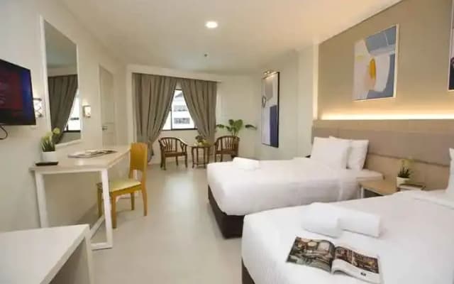 Swiss Avenue Hotel - photo 5