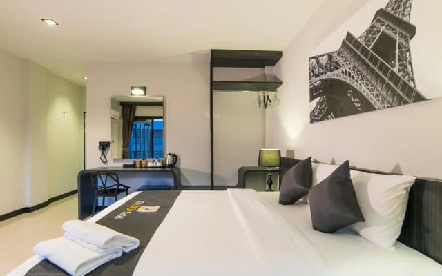 The Rich Sotel - photo 2