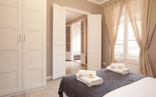SOFIA 2 · Sofia's Gallery · Charming apartment in a real Barcelona surrounding - photo 4