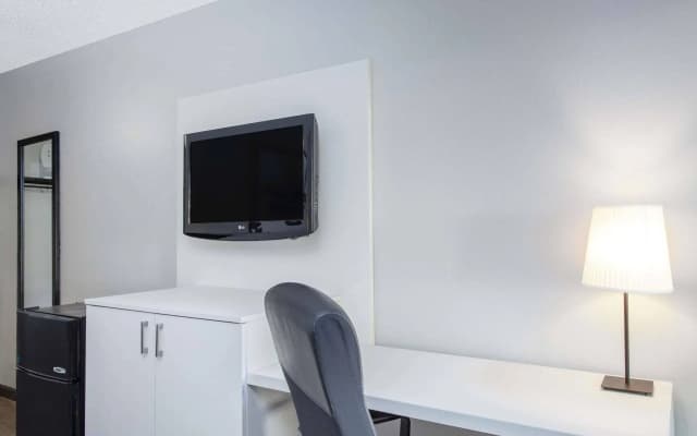Quality Inn Orlando Near International Drive - photo 4