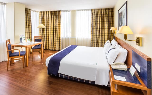 Holiday Inn Lisbon by IHG - photo 5