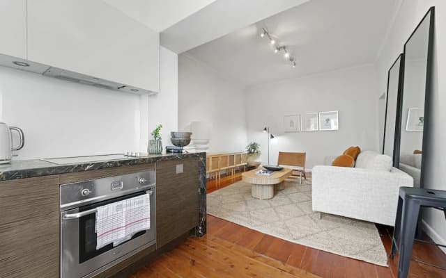 Art Deco Style Apartment - photo 4