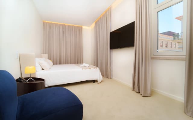 Golden Lisbon Hotel - photo 2