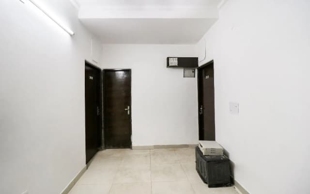 OYO 76727 Galaxy Inn - photo 2