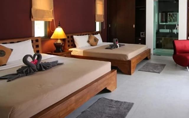 Kaimook Hill Bed and Breakfast Phuket - photo 2