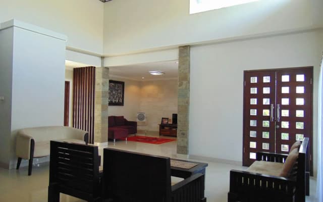 Baik Baik Homestay - photo 5