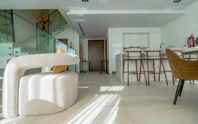 Luxury townhouse in Al Danah Bay - photo 2