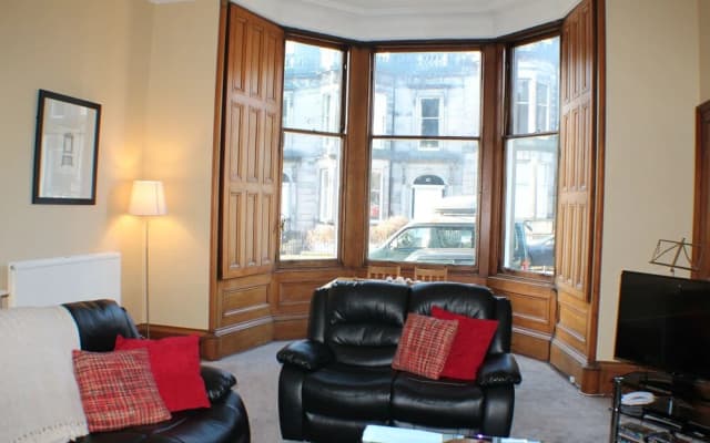 Spacious West End Townhouse - photo 4